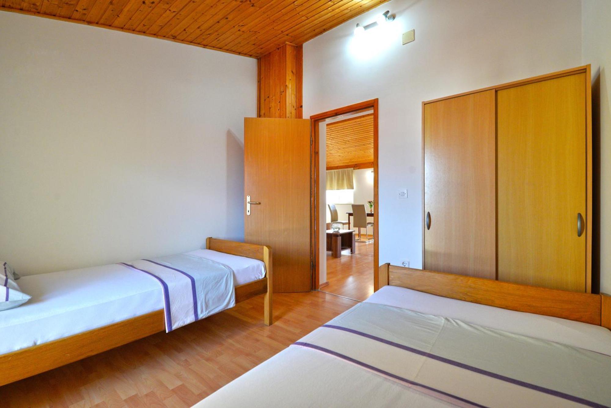 Apartments Goranka มูร์แตร์ ภายนอก รูปภาพ